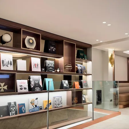 Perpetual Elysee Montaigne 4* Paris