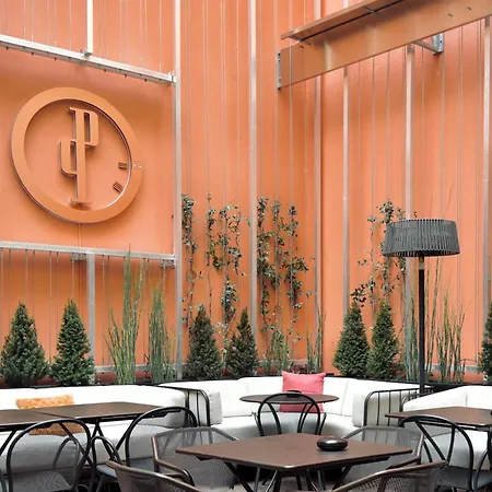 Hotel Perpetual Elysee Montaigne 4*