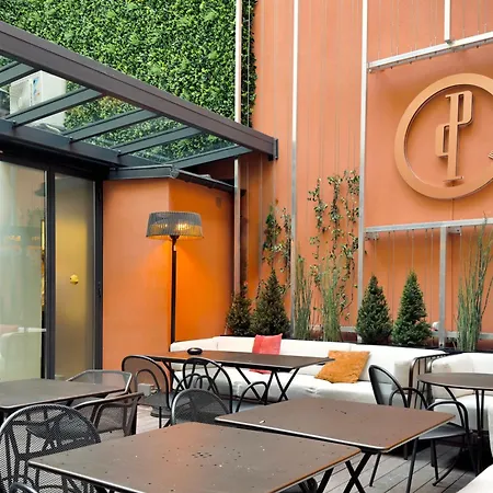 Perpetual Elysee Montaigne Hotel