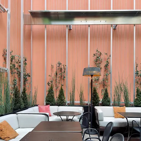 Hotel Perpetual Elysee Montaigne Paris