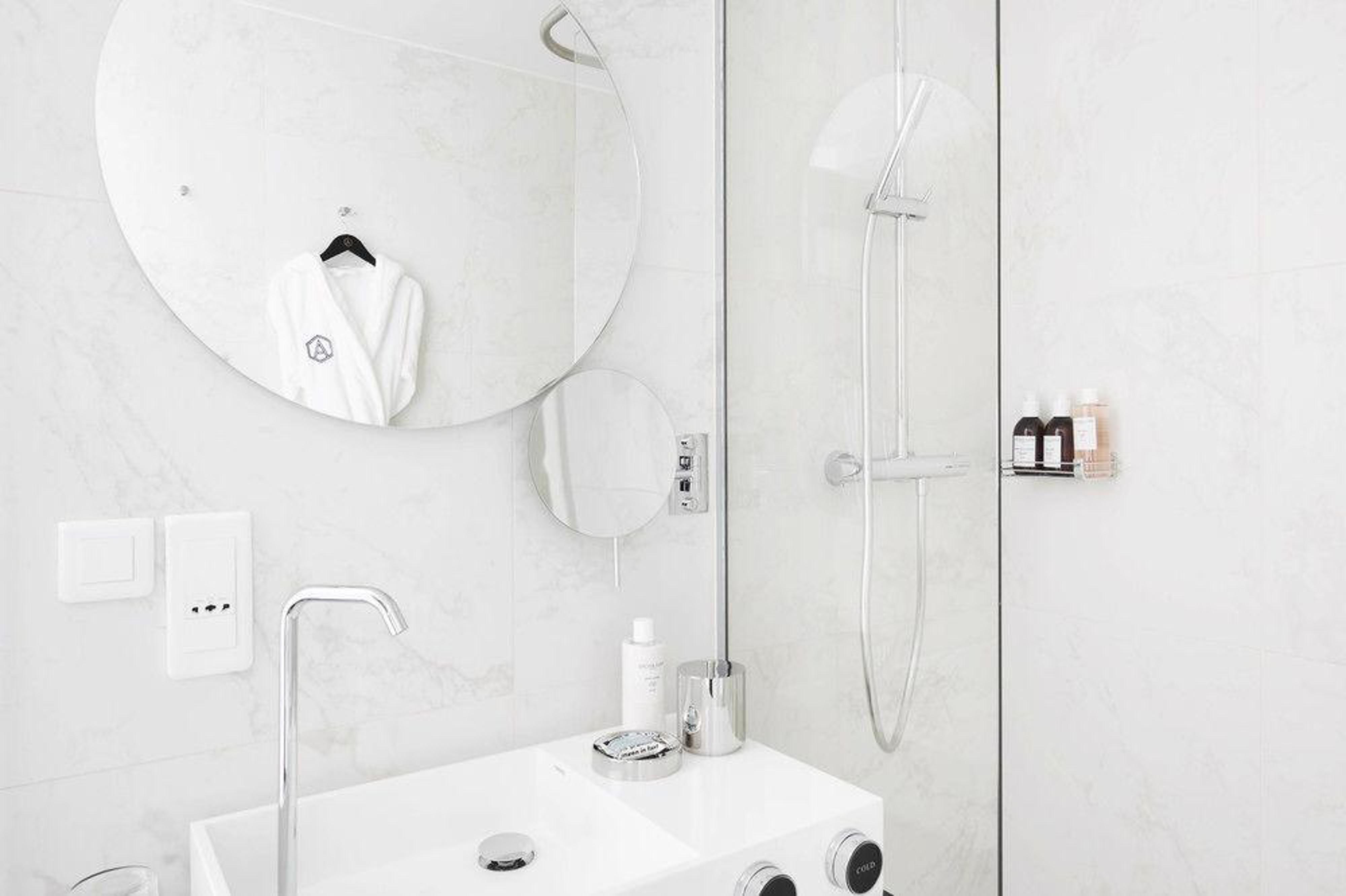 Hotel Perpetual Elysee Montaigne Parigi