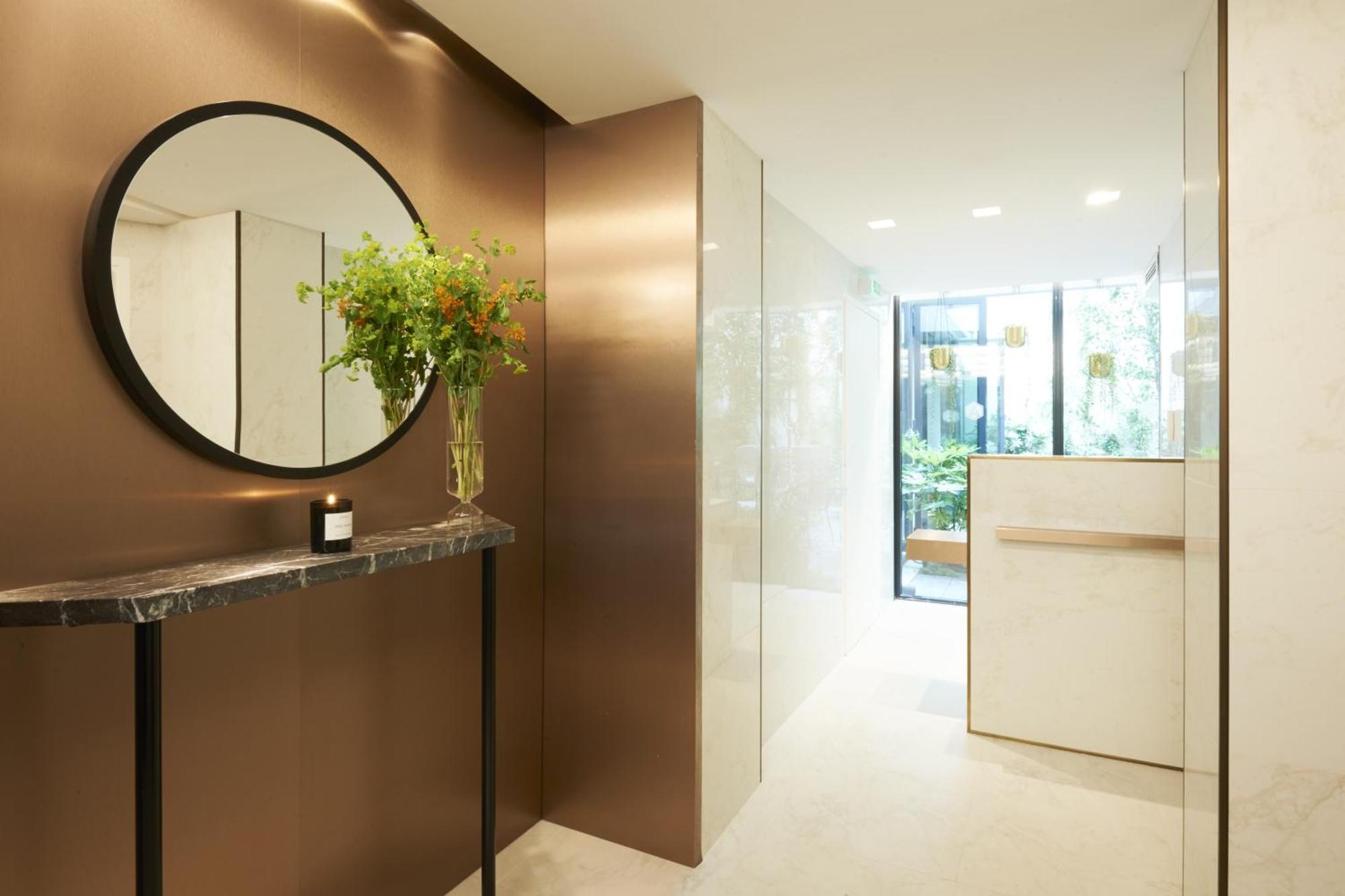 Perpetual Elysee Montaigne Hotel Parigi