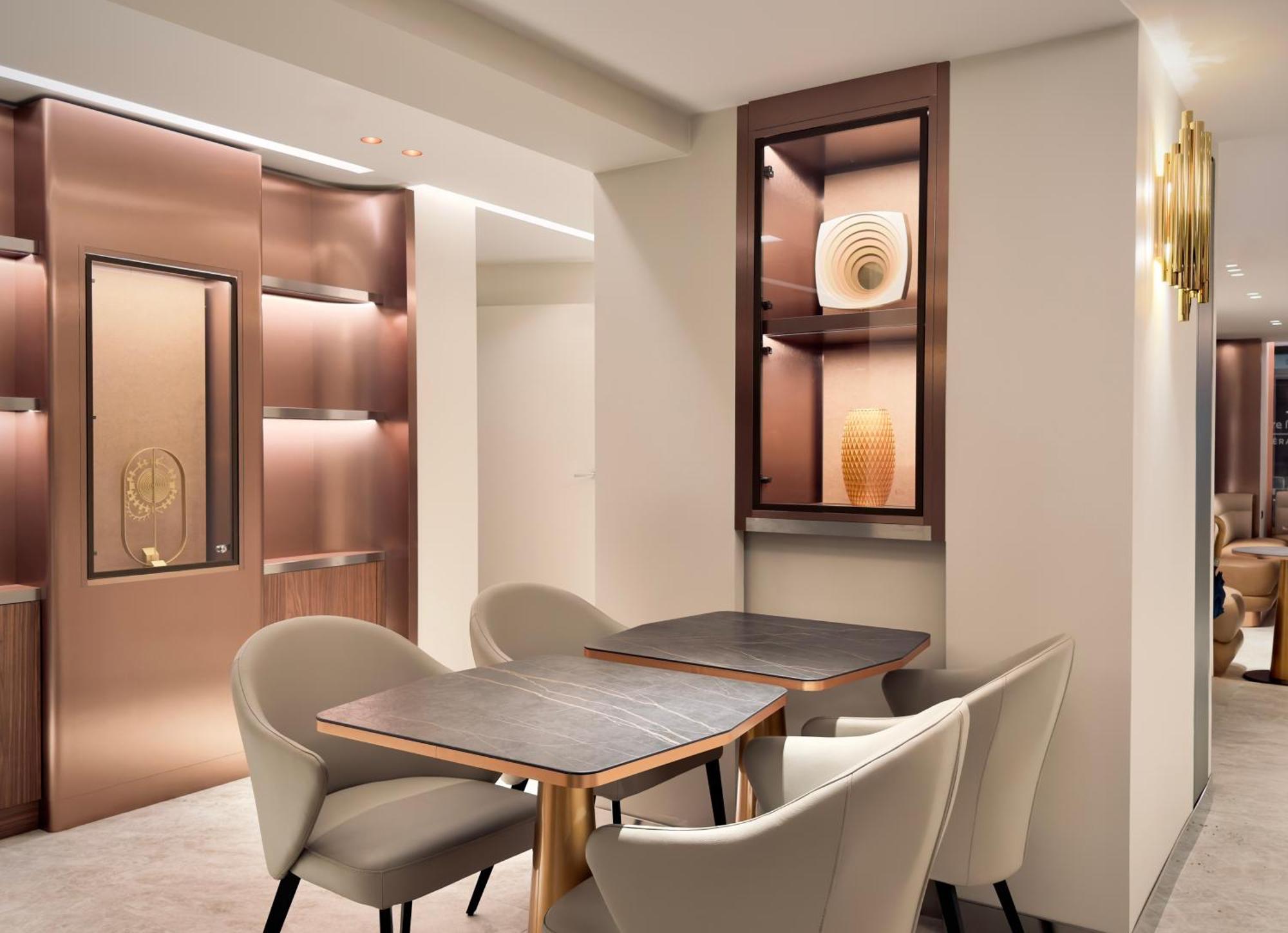 Perpetual Elysee Montaigne Hotel Paris