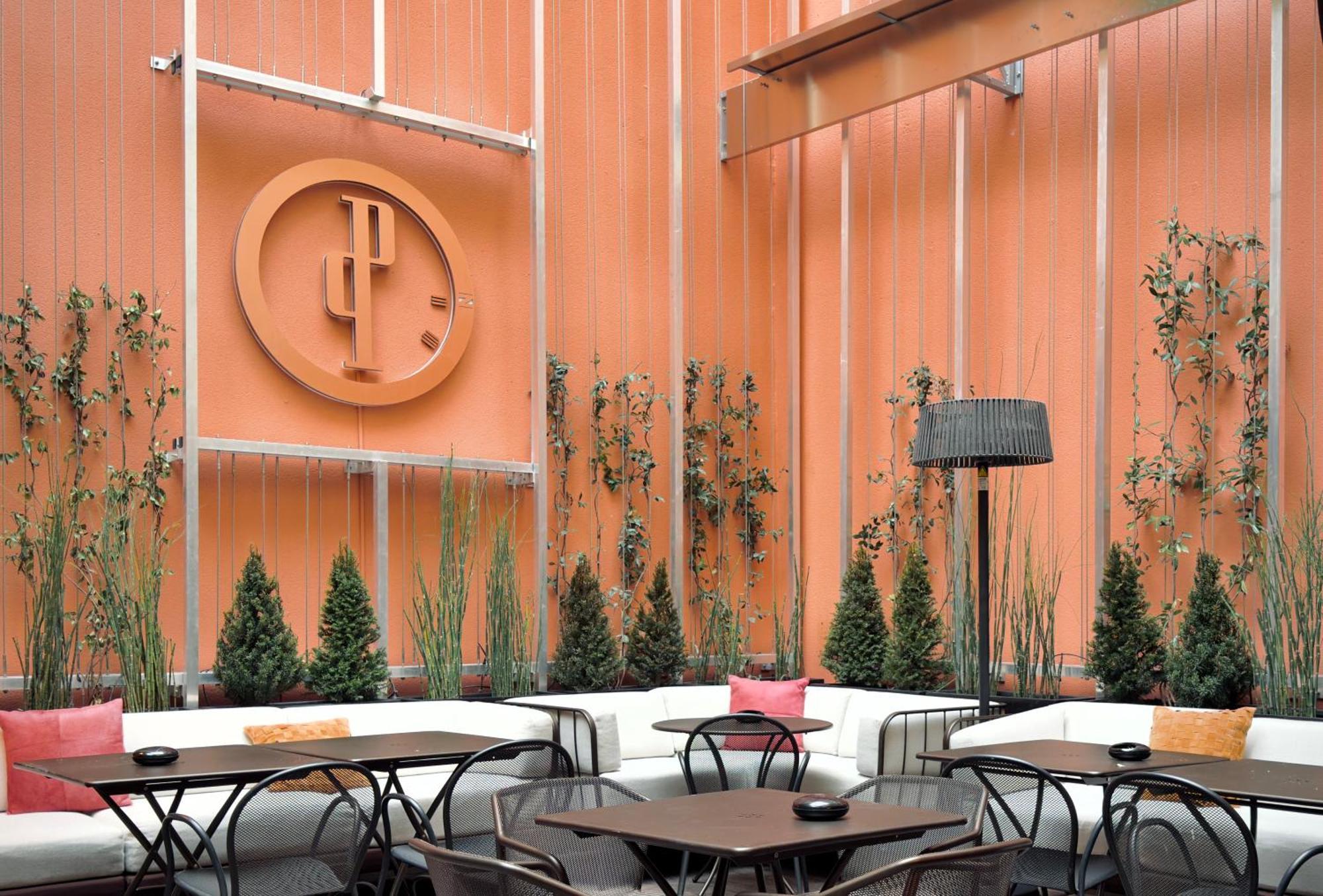 Hotel Perpetual Elysee Montaigne 4*