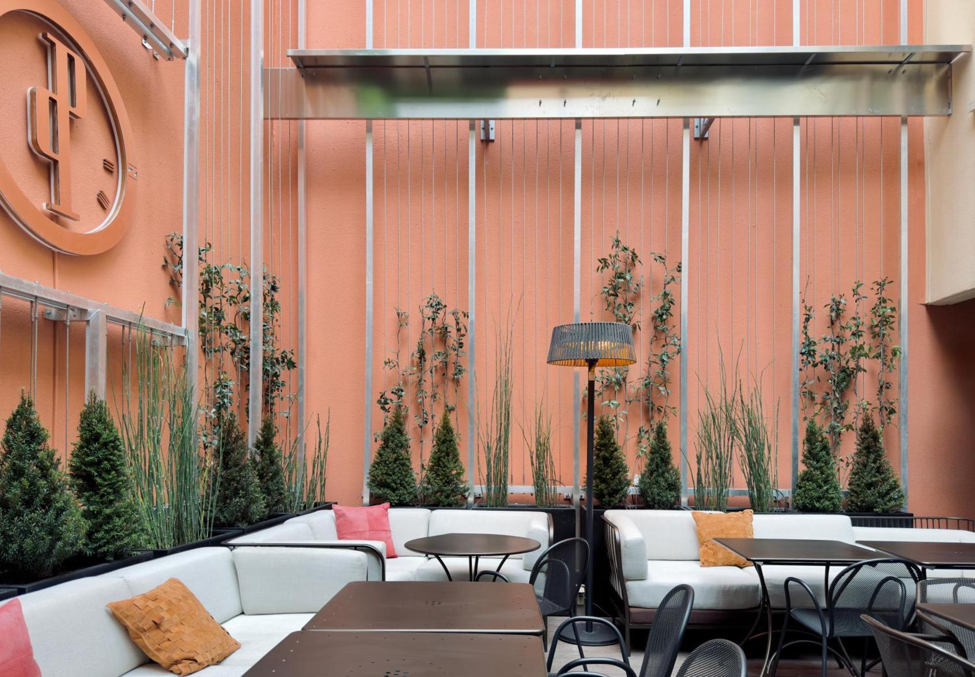 Hotel Perpetual Elysee Montaigne Paris